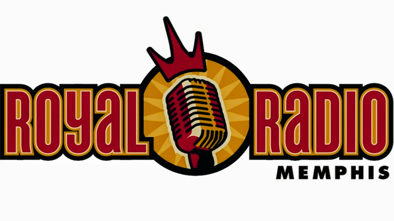 Радио Royal. Royal Radio логотип. Роял радио фото. Радио Роял автобус.