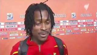 World Cup 2010 players talk about the vuvuzelas.