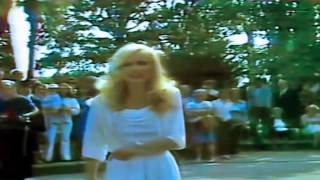 Video voorbeeld van "Michèle Torr   Discomotion 1979"