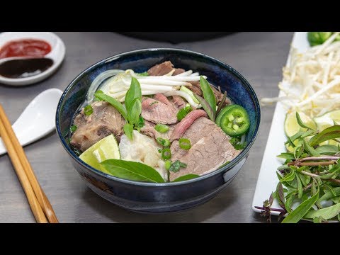 instant-pot-beef-pho-/-vietnamese-beef-noodle-soup-/-pho-bo