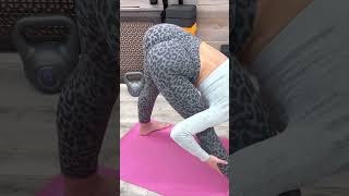 Top Daily Flexibility & Relaxing Stretching. Yoga and Gymnastics. Fitness Flexible Girls #shorts