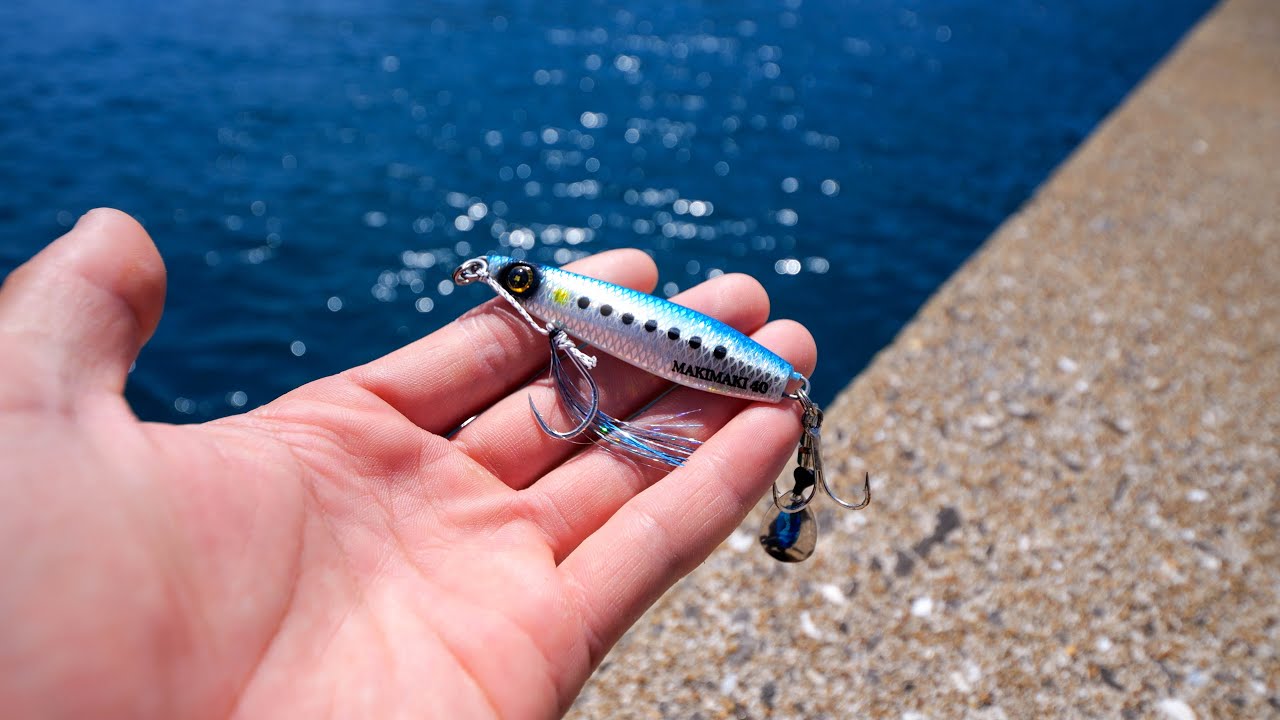 キビナゴが沸く沖堤防で最強マッチザベイトのブレードジグを投げると…