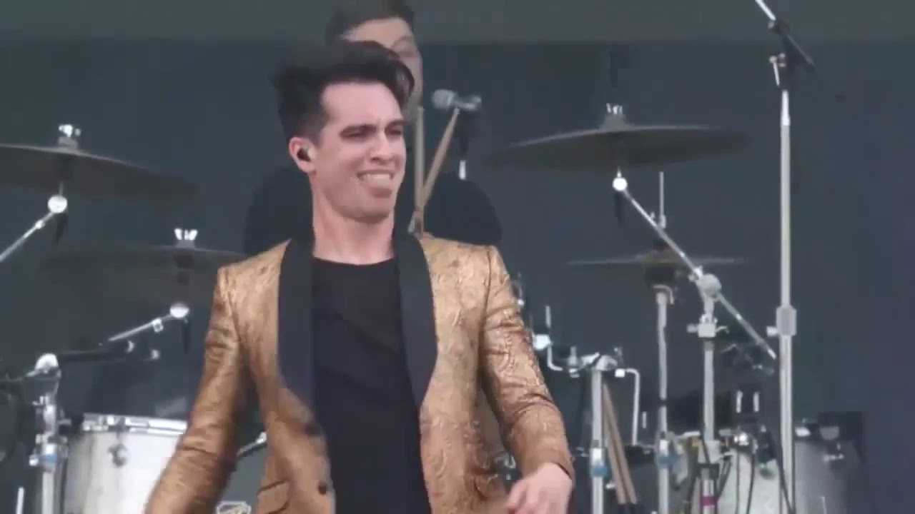 panic at the disco tour sweden