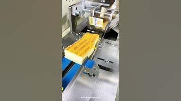 Automatic cake sorting conveying feeding flow horizontal pillow bag packing machine