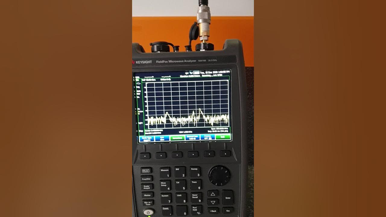 FieldFox setup for 2.4GHz - YouTube