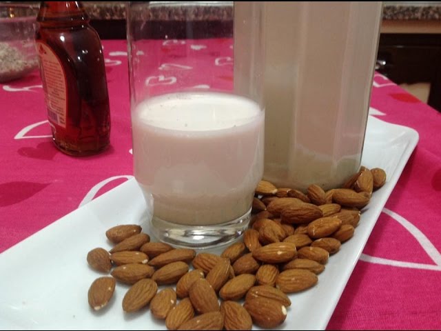 Succhivivi Hurom - RICETTA YOGURT VEGETALE DI MANDORLE PROCEDIMENTO 1)  Preparare il latte di mandorla con l'estrattore di succo HUROM. 2) In un  recipiente mescola il latte di mandorla con lo yogurt