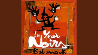 Video thumbnail of "Les Yeux Noirs - Lluba (traditionnel)"