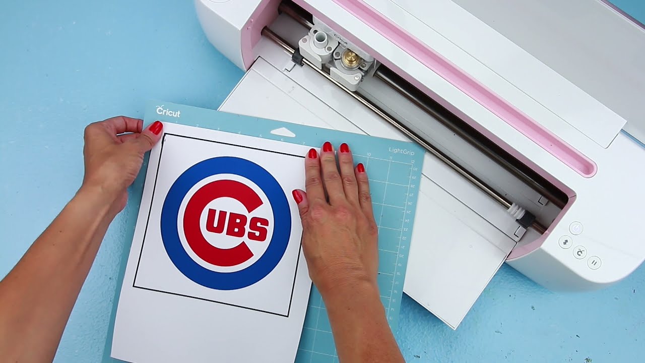 DIY sport's team stadium bag using Craftables printable vinyl on a ...