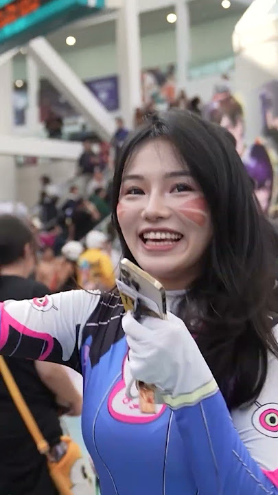 Found the Cutest DVA Cosplay Girl