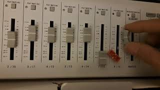 Zoom R16 Recorder Interface Controller Unboxing