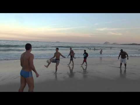 Amazing brazilian football skills on the beach ( Copacabana beach - Brazil 2014)