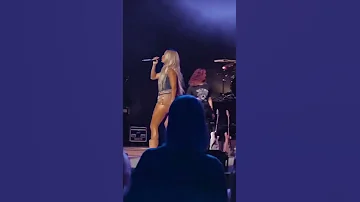 Carrie Underwood - Before He Cheats Live 9-04-21