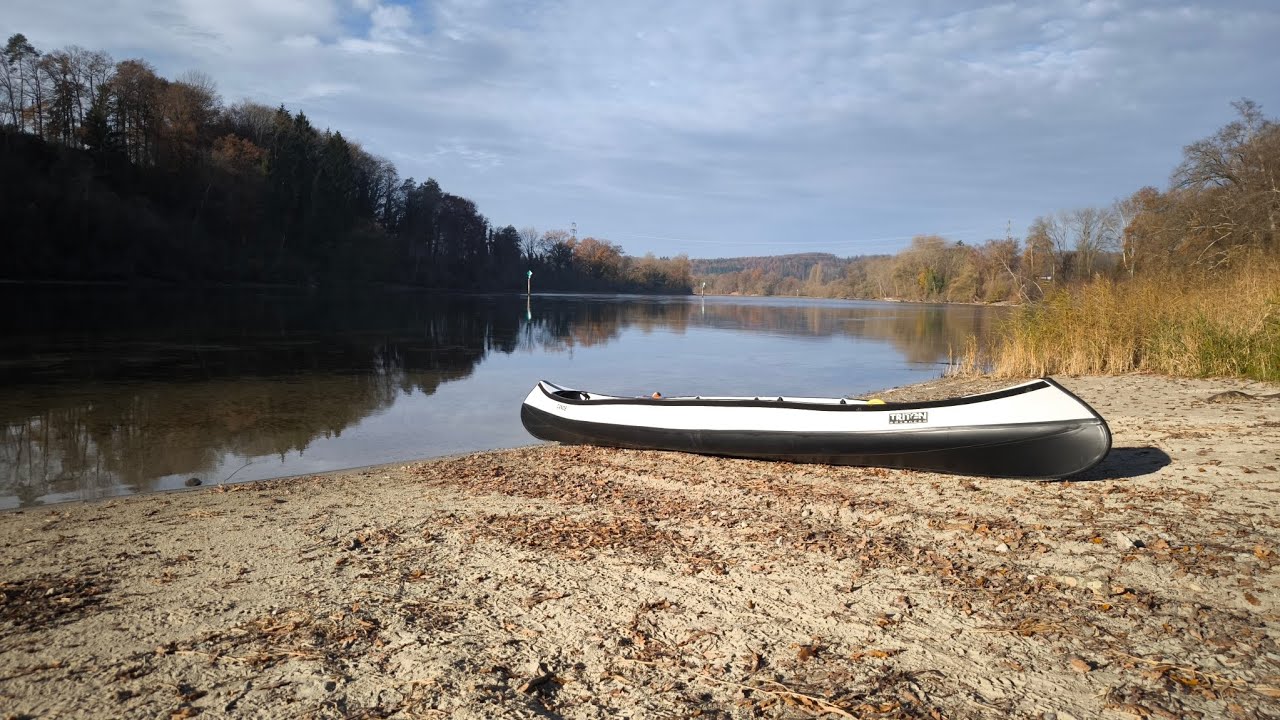 Paddeltour im November mit dem Triton Canoe, übernachten im beheizten Zelt am Rheinufer. 