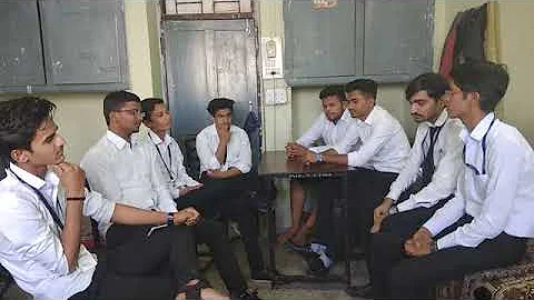 Comedy😂😂Group discussion on attendance should be compulsory or not