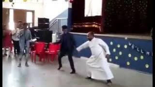 Baha Kilikki dance by a Priest. Please subscribe my channel too