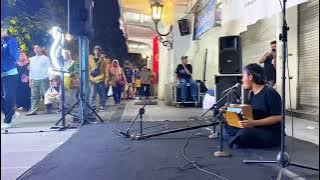 Musik instrumental world di event sekar rinonce malioboro