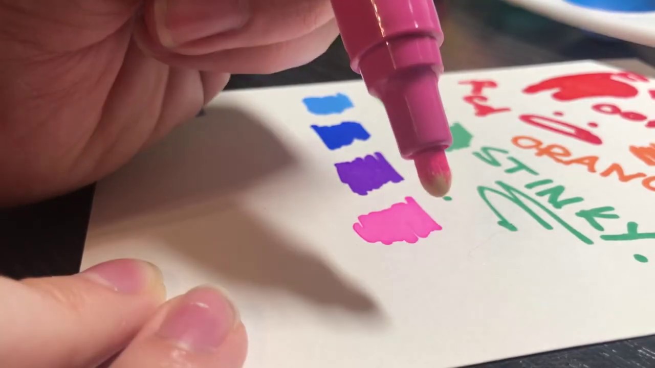 Acrylic vs oil painting: how to choose between acrylic paint markers and  oil-based markers 