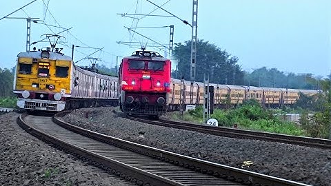 Super Speedy Trains Crossing at Big Curve | Katwa-Howrah Local crossing Malda Intercity Express | ER