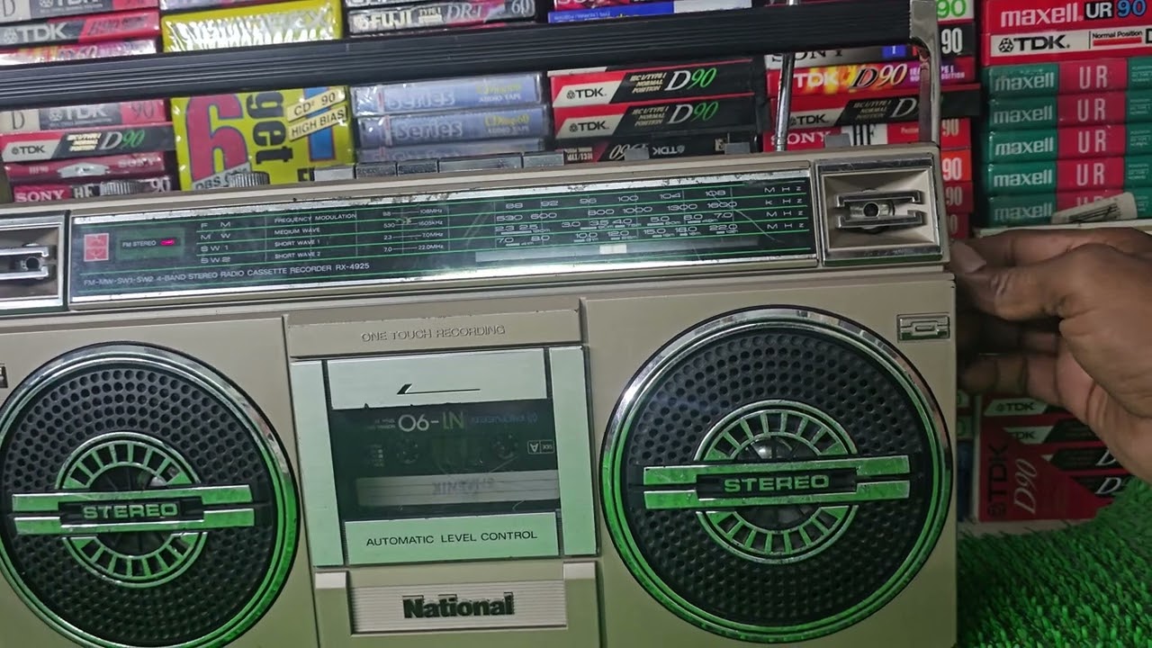 National Panasonic RX - 4925 4band stereo radio cassette recorder