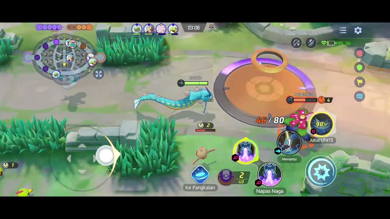 Gyarados waktu jadi ikan ga ada air jadi kelepek-kelepek didarat 🤣(realistis banget ni game) 🤣