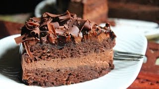 Recipe:
http://www.yummytummyaarthi.com/2015/05/rich-chocolate-mousse-cake-recipe.html
chocolate mousse http://www.yummytummyaarthi.com/2015/05/dark-...