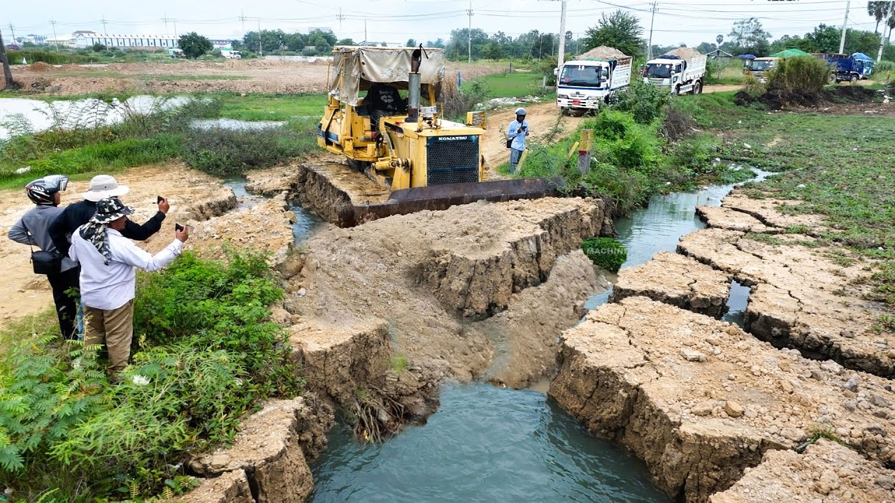 Fantastic Finest Starting Huge Landfill Process Full First​ Step With Group Trucks 5t And Dozer D58P