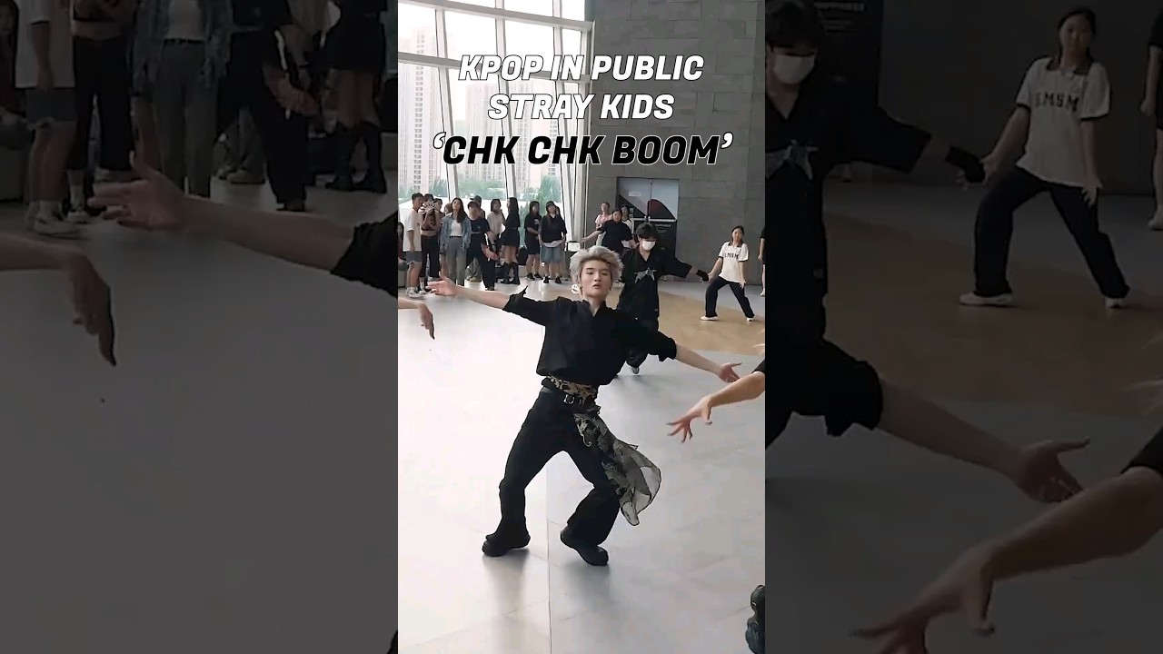 Cover K-pop in public Stray Kids "Chk Chk Boom"