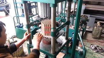 Mud ramming machine for outer tube