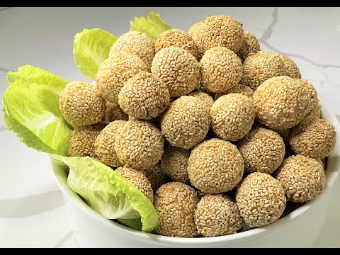 كرات الجبن المقلية والمغلفة بالسمسم    