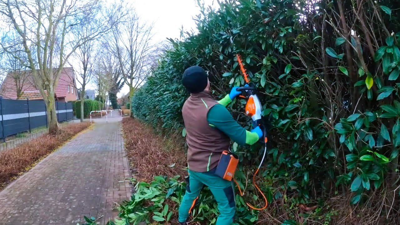 After I finished in 4 hours, the client said:I didn't think you could finish cutting 50m so quickly