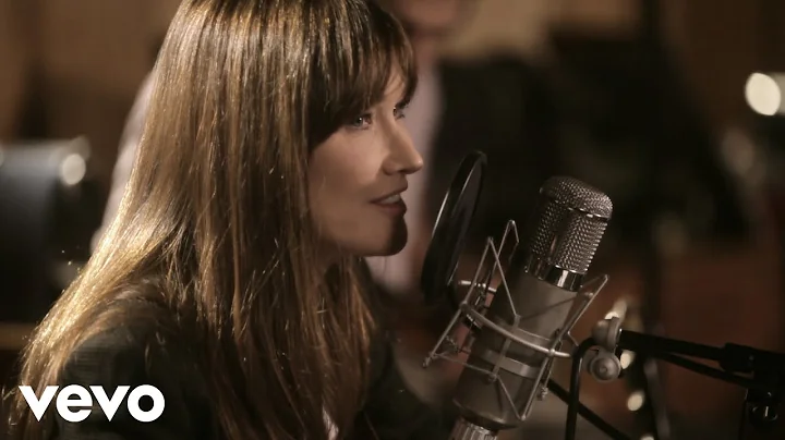 Carla Bruni - Mon Raymond (Live Session)