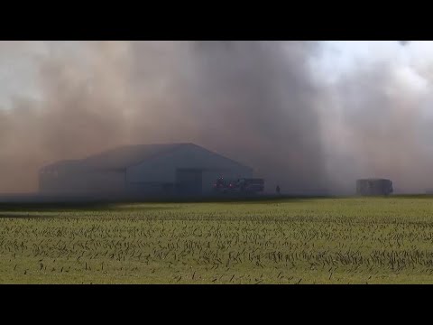 Authorities say fire on Ohio farm killed about 6,000 hogs