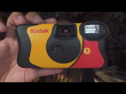 Video: Puoi impegnare una macchina fotografica senza un caricatore?