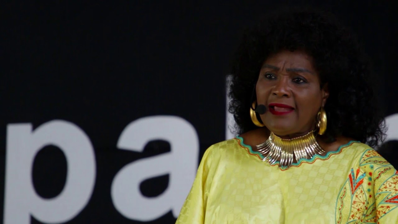 Du roseau et du baobab | Marie-Elise Gbedo | TEDxAkpakpa