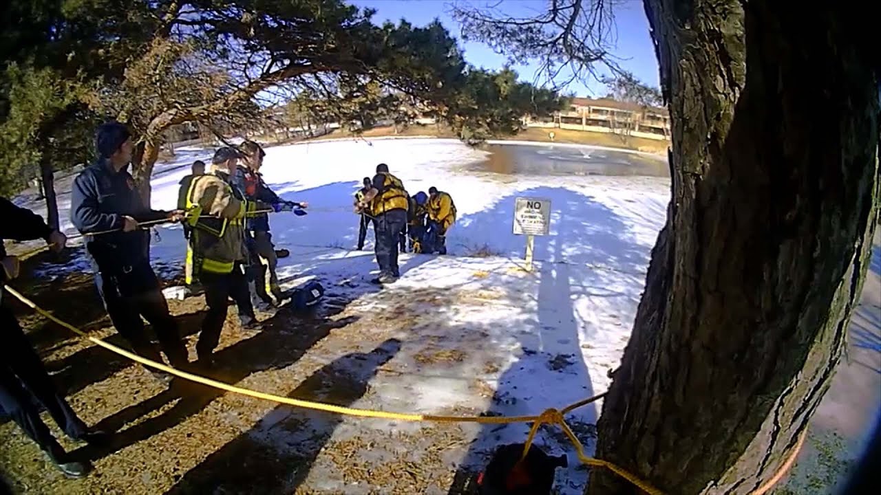 Patrol Officer & Good Samaritan Rescue A Man Who Fell Into An Icy Pond ...