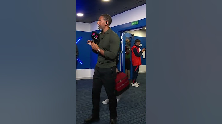 Rio Ferdinand bumping into old pal Ruud van Nistelrooy 🤝 #ManUtd #MUFC #ManchesterUnited