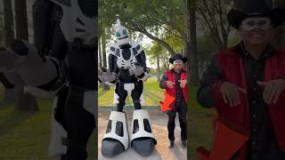 Este es el paso del canguro | El Paso del Canguro | Manito y Maskarin | El Robot Bailando