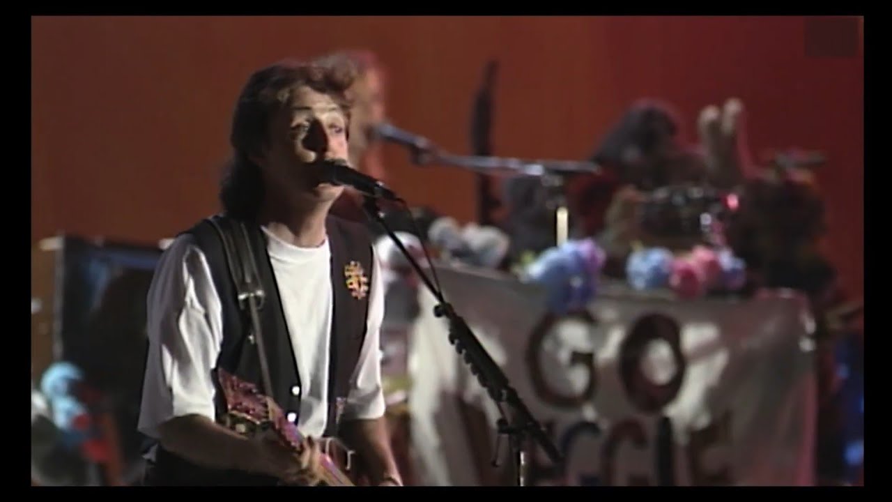 Paul McCartney - Twenty Flight Rock (Soundcheck in Tokyo 1993, HD