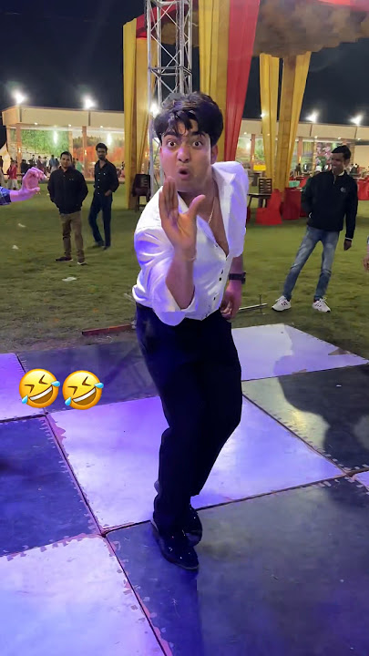 Albele tange wala 😂