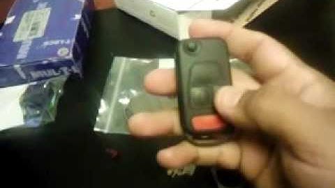 2005 Chrysler Crossfire - We Replace & Fix a Broken Car Remote!