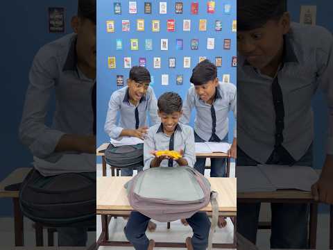 Class me pepsi 😱 #mrvilayati #pepsi #comedy #funny #school #trending