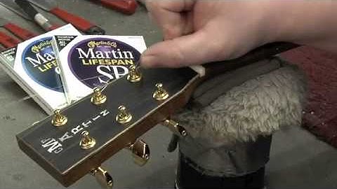 String Changing Quick Lesson