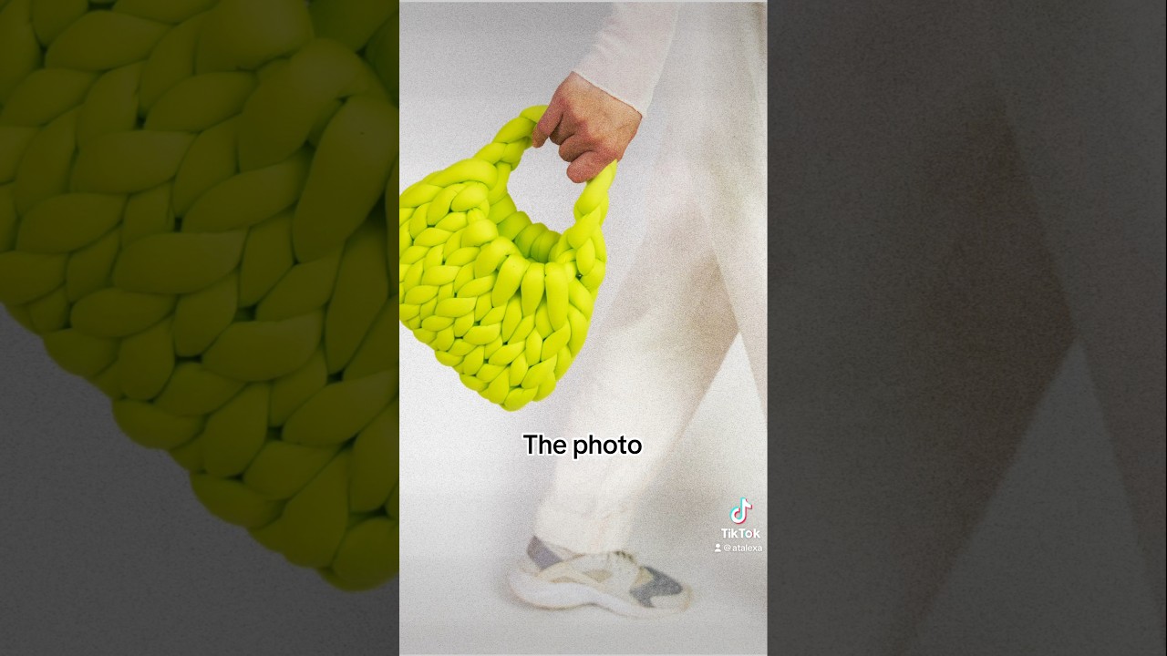 The sketch vs. photo 