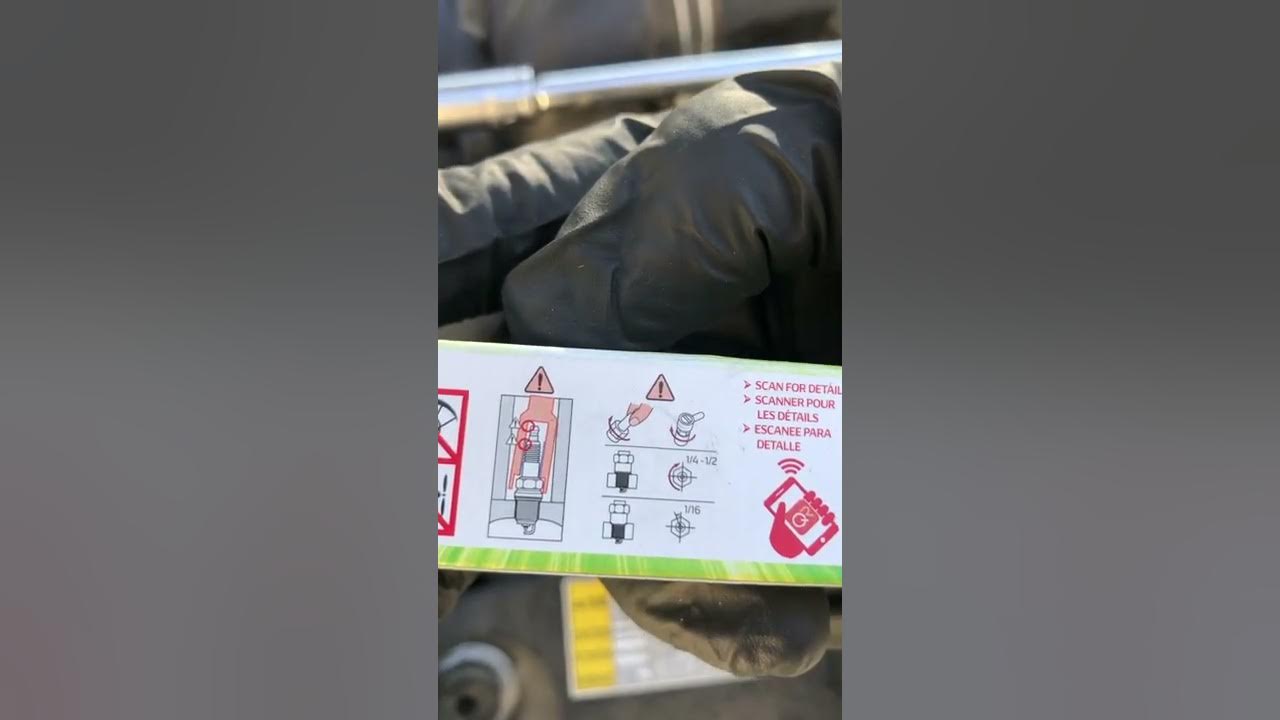 How to torque Denso spark plugs without torque wrench - YouTube