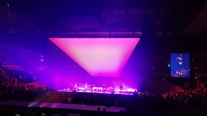 Hillsong United telling Portland Oregon - You sound great!