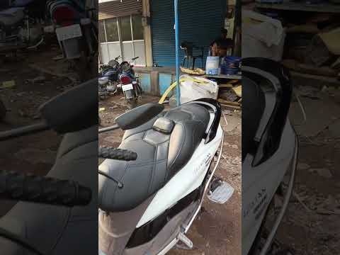 Burgman modified seat