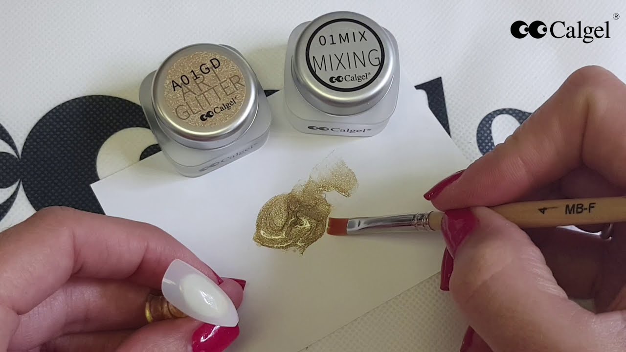 How to use -  Calgel Art glitter to create a colour coat