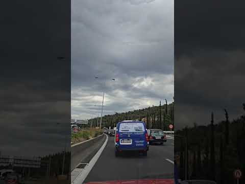 Κίνηση στην Αττική οδό λόγω τροχαίου (1)