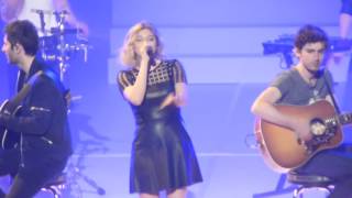 Louane - Sorry (Zenith de Rouen -  09/04/16)