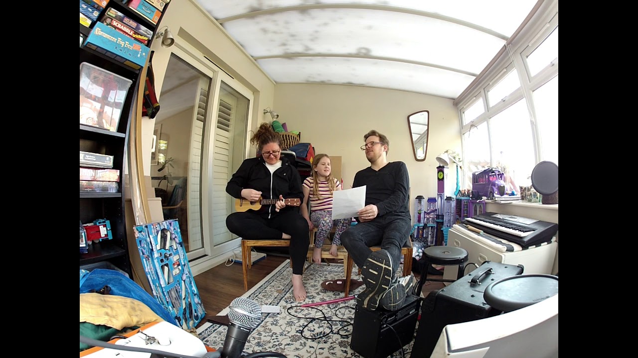 Fling it here fling it there -  Jamming With Kids